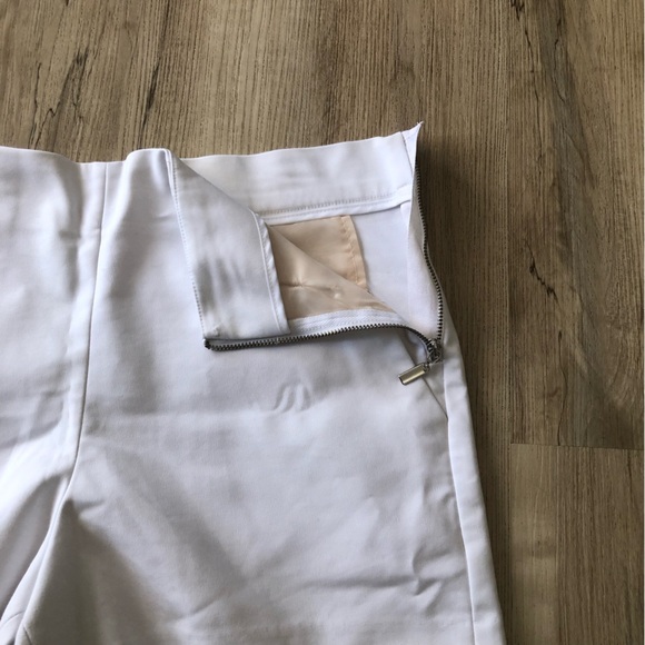 RW&CO. High Waist White Shorts - Picture 5 of 5